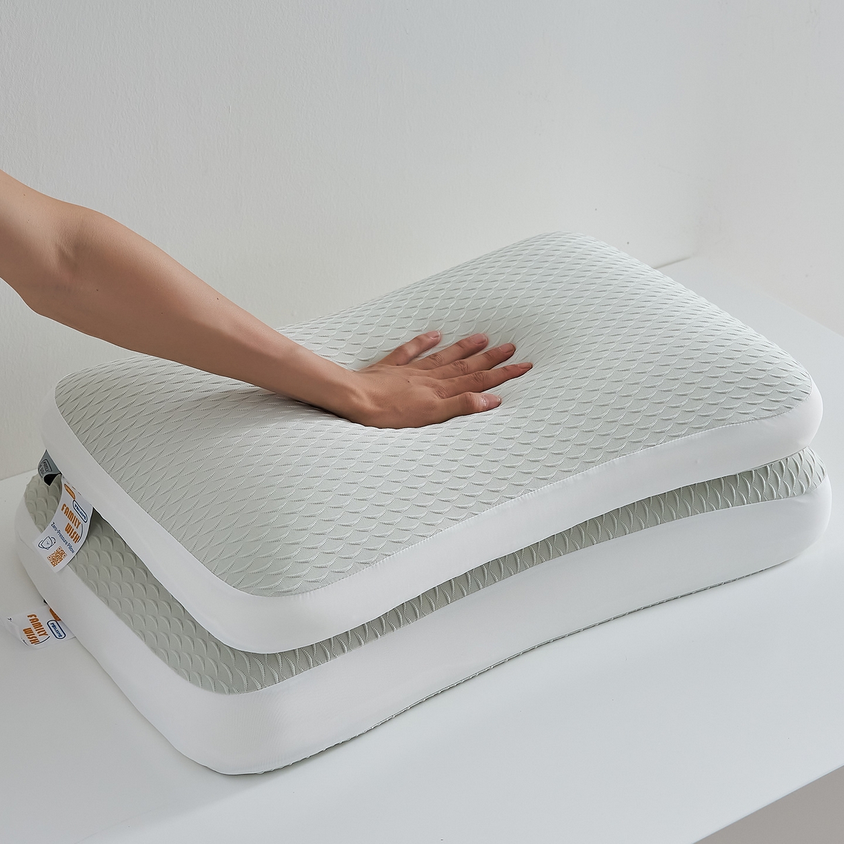 91家纺网 家纺一手货源 找家纺 鼎盛乳胶 2025新款炫彩生物基枕头枕芯 绿