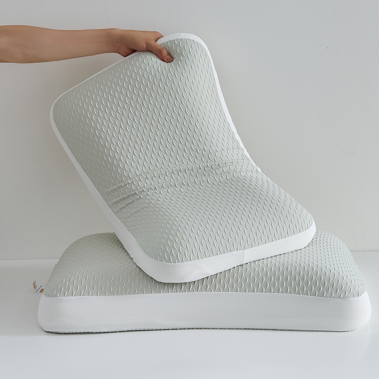 91家纺网 家纺一手货源 找家纺 鼎盛乳胶 2025新款炫彩生物基枕头枕芯 绿