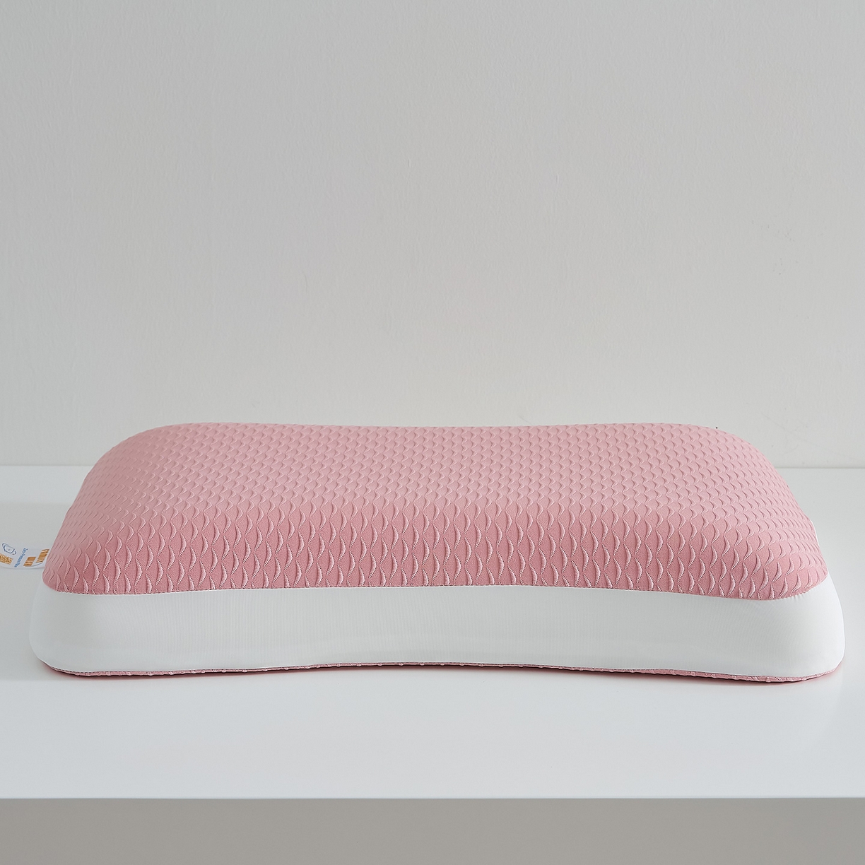 91家纺网 家纺一手货源 找家纺 鼎盛乳胶 2025新款炫彩生物基枕头枕芯 粉