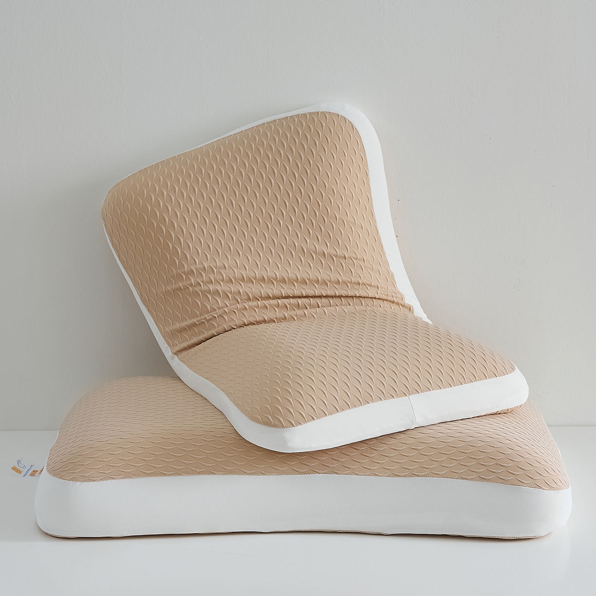 91家纺网 家纺一手货源 找家纺 鼎盛乳胶 2025新款炫彩生物基枕头枕芯 桔