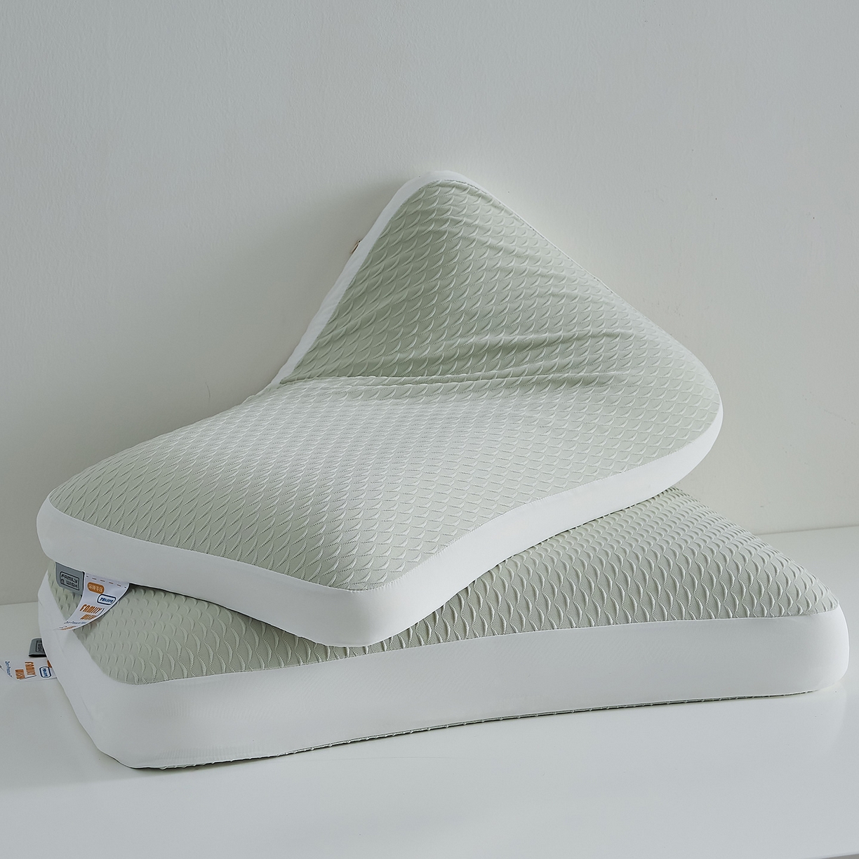 91家纺网 家纺一手货源 找家纺 鼎盛乳胶 2025新款炫彩生物基枕头枕芯 绿