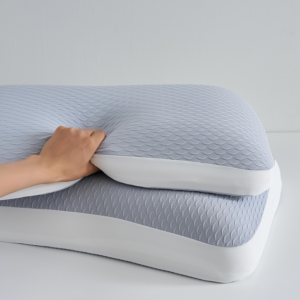 91家纺网 家纺一手货源 找家纺 鼎盛乳胶 2025新款炫彩生物基枕头枕芯 蓝