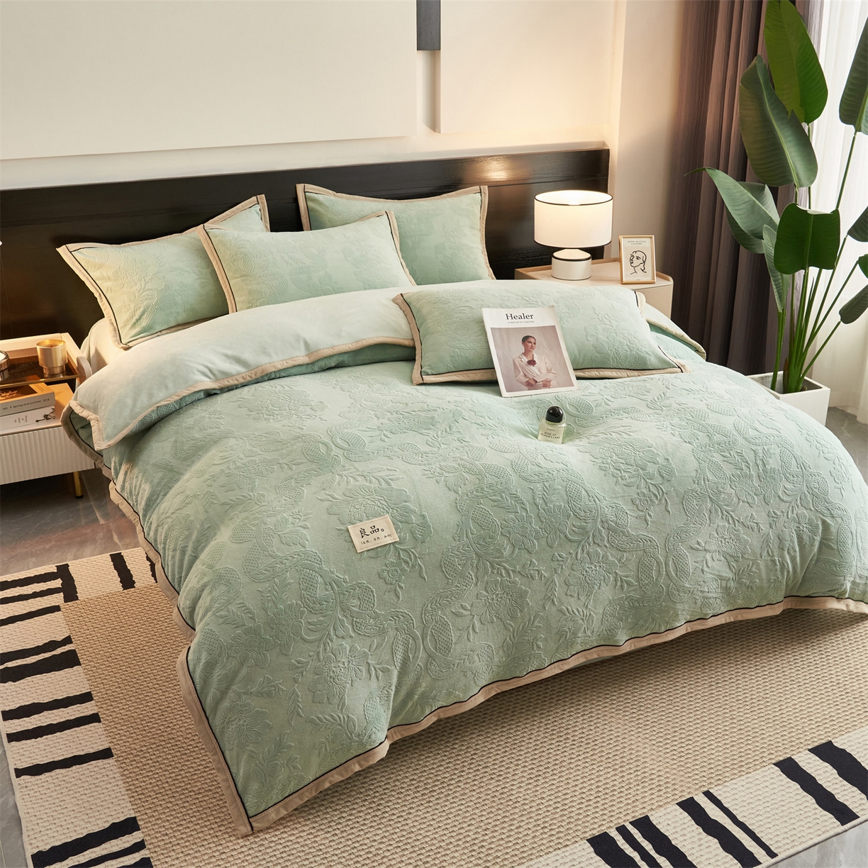 91家纺网 家纺一手货源 找家纺 恒爱家纺 2025新款牛奶绒纯色烂花四件套 雾绕山岚-抹茶绿