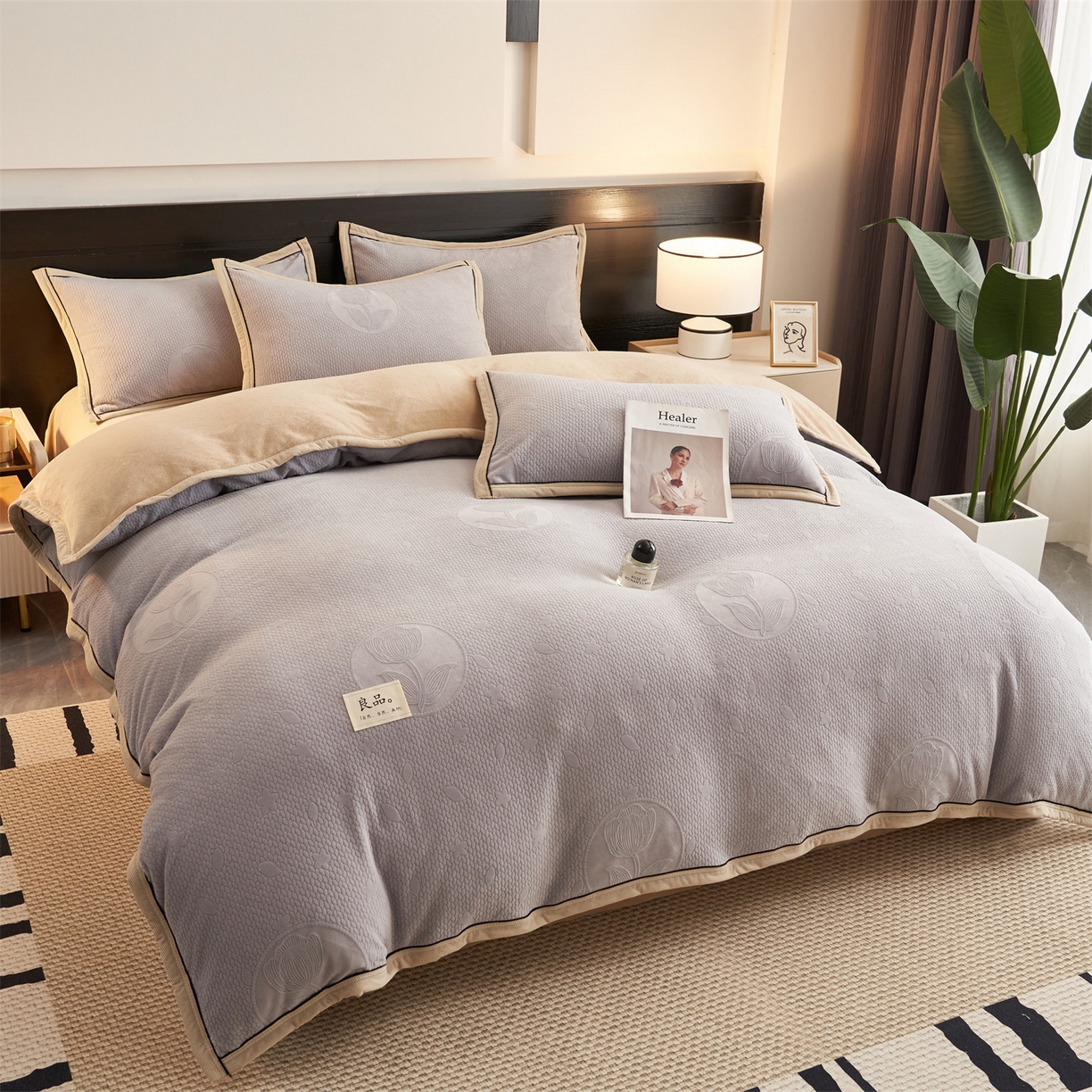 91家纺网 家纺一手货源 找家纺 恒爱家纺 2025新款牛奶绒纯色烂花四件套 郁金香-灰