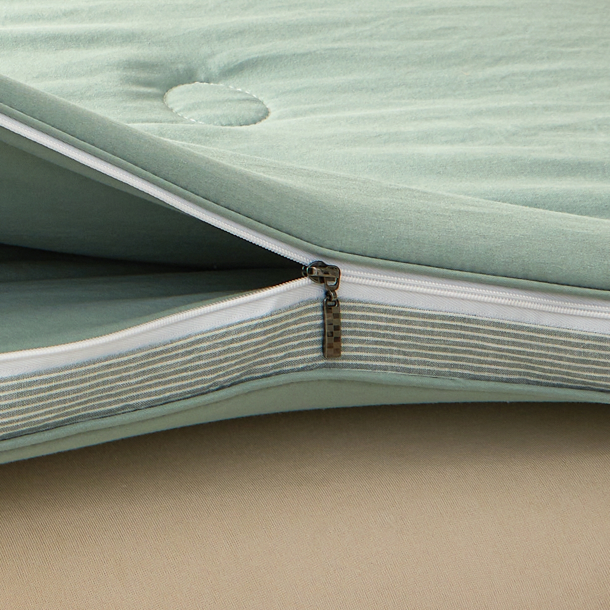 91家纺网 家纺一手货源 找家纺 逸居家纺 2025新款A类水洗棉立体边新疆棉花被子母被 新疆棉花子母被 青雅绿