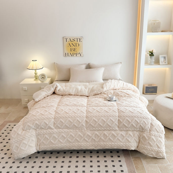 91家纺网 家纺一手货源 找家纺 （总）畅销被业 2025新款塔芙绒冬被