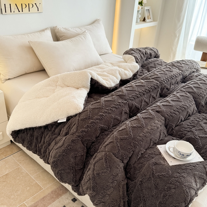 91家纺网 家纺一手货源 找家纺 （总）畅销被业 2025新款塔芙绒冬被