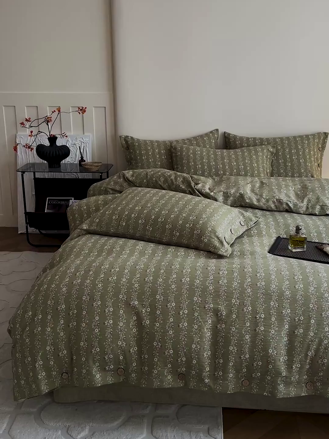 91家纺网 家纺一手货源 找家纺 梦纤绒 2025新款亚麻纽扣款四件套 复古绿