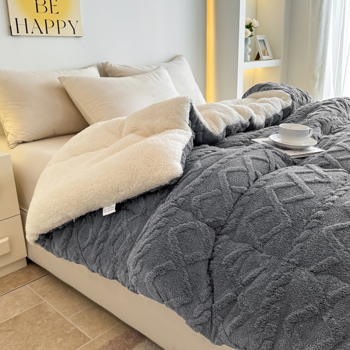 91家纺网 家纺一手货源 找家纺 畅销被业 2025新款塔芙绒冬被 塔芙绒-高级灰