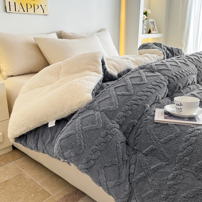 91家纺网 家纺一手货源 找家纺 畅销被业 2025新款塔芙绒冬被 塔芙绒-高级灰