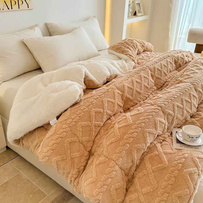 91家纺网 家纺一手货源 找家纺 畅销被业 2025新款塔芙绒冬被 塔芙绒-卡其