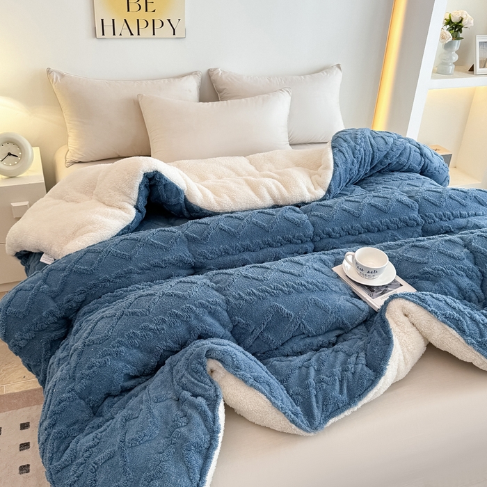 91家纺网 家纺一手货源 找家纺 畅销被业 2025新款塔芙绒冬被 塔芙绒-蓝色
