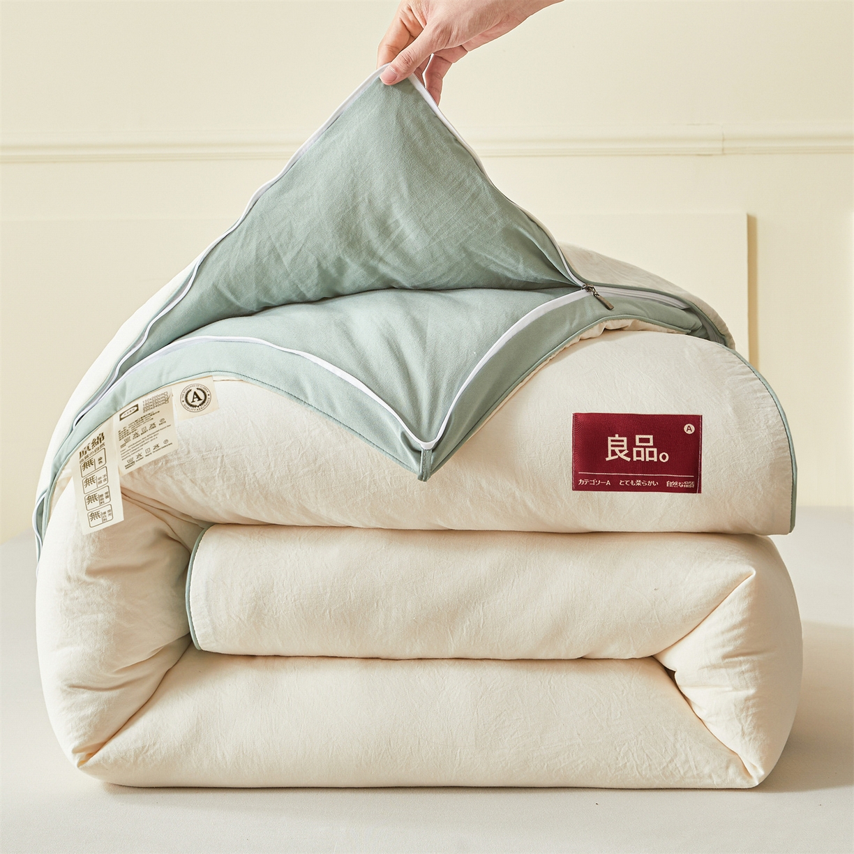 91家纺网 家纺一手货源 找家纺 逸居家纺 2025新款A类水洗棉立体边良品大豆被子母被 良品大豆子母被-白拼豆绿