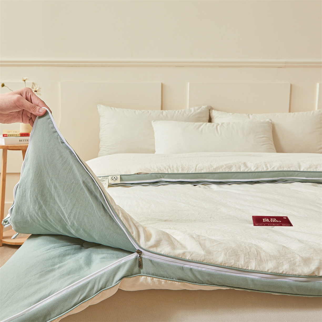 91家纺网 家纺一手货源 找家纺 逸居家纺 2025新款A类水洗棉立体边良品大豆被子母被 良品大豆子母被-白拼豆绿
