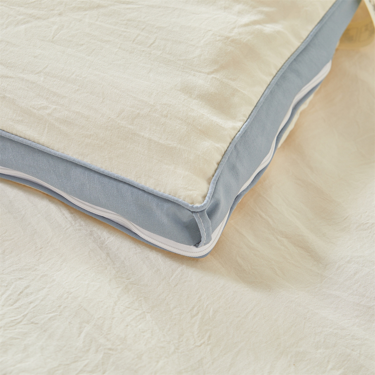 91家纺网 家纺一手货源 找家纺 逸居家纺 2025新款A类水洗棉立体边良品大豆被子母被 良品大豆子母被-白拼海蓝