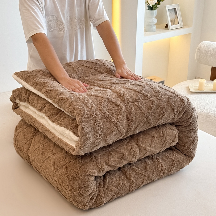 91家纺网 家纺一手货源 找家纺 畅销被业 2025新款塔芙绒冬被 塔芙绒-深咖