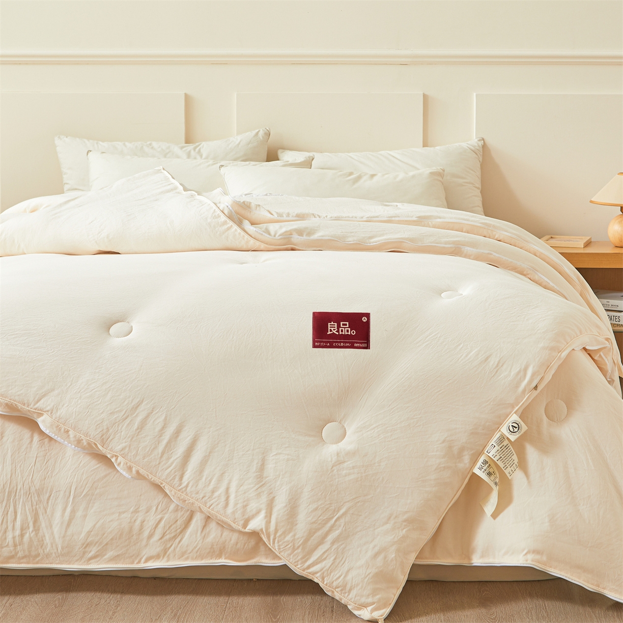 91家纺网 家纺一手货源 找家纺 逸居家纺 2025新款A类水洗棉立体边良品大豆被子母被 良品大豆子母被-奶油白