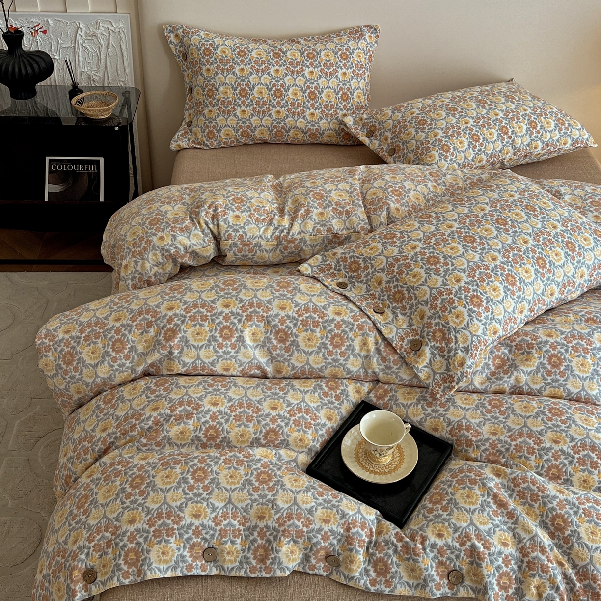 91家纺网 家纺一手货源 找家纺 梦纤绒 2025新款亚麻纽扣款四件套 洛神