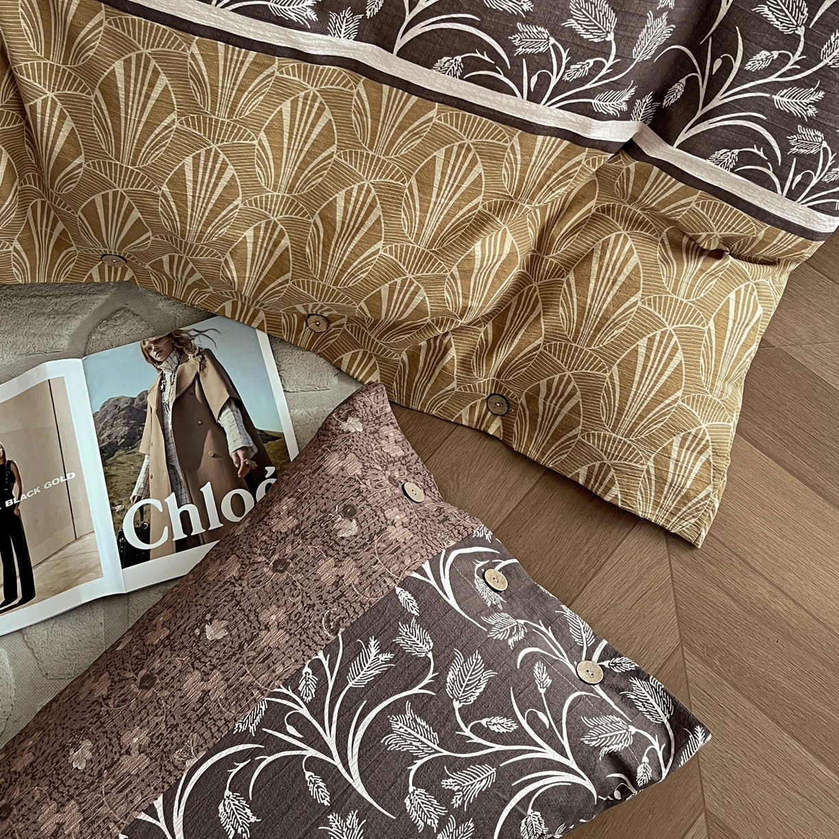 91家纺网 家纺一手货源 找家纺 梦纤绒 2025新款亚麻纽扣款四件套 曼森