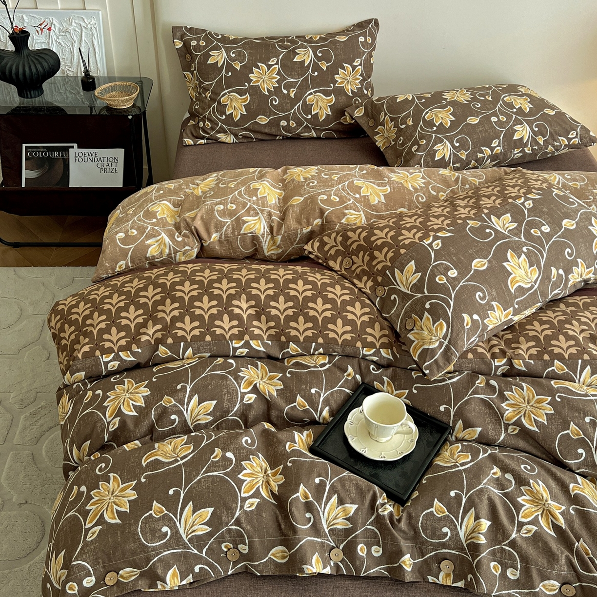 91家纺网 家纺一手货源 找家纺 梦纤绒 2025新款亚麻纽扣款四件套 一路繁花