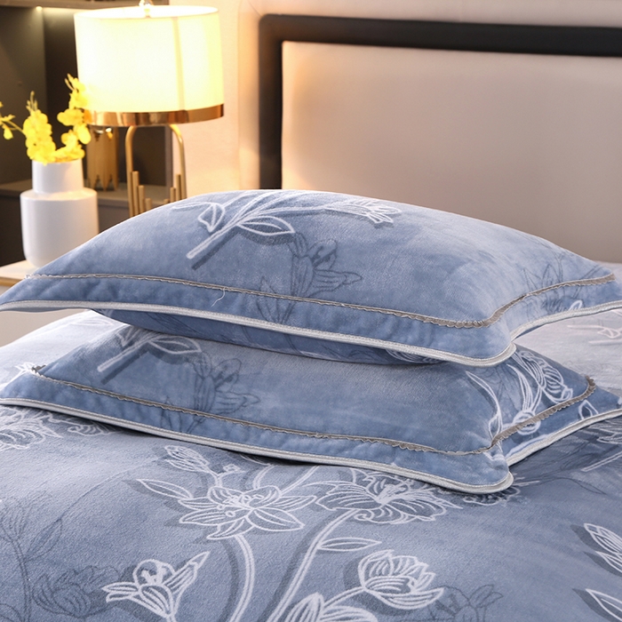 91家纺网 家纺一手货源 找家纺 莱凯家纺 2025新款牛奶绒单被套 浮生若梦