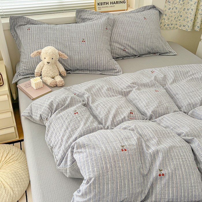 91家纺网 家纺一手货源 找家纺 梦纤绒 2025新款古法水洗棉小布袋四件套，高克重木棉云柔棉 红樱桃