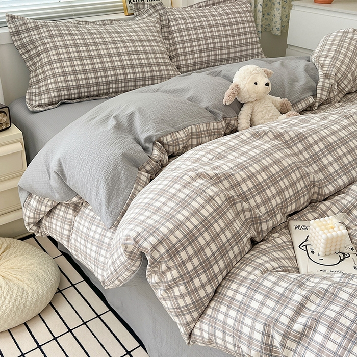 91家纺网 家纺一手货源 找家纺 梦纤绒 2025新款古法水洗棉小布袋四件套，高克重木棉云柔棉 灰咖小格