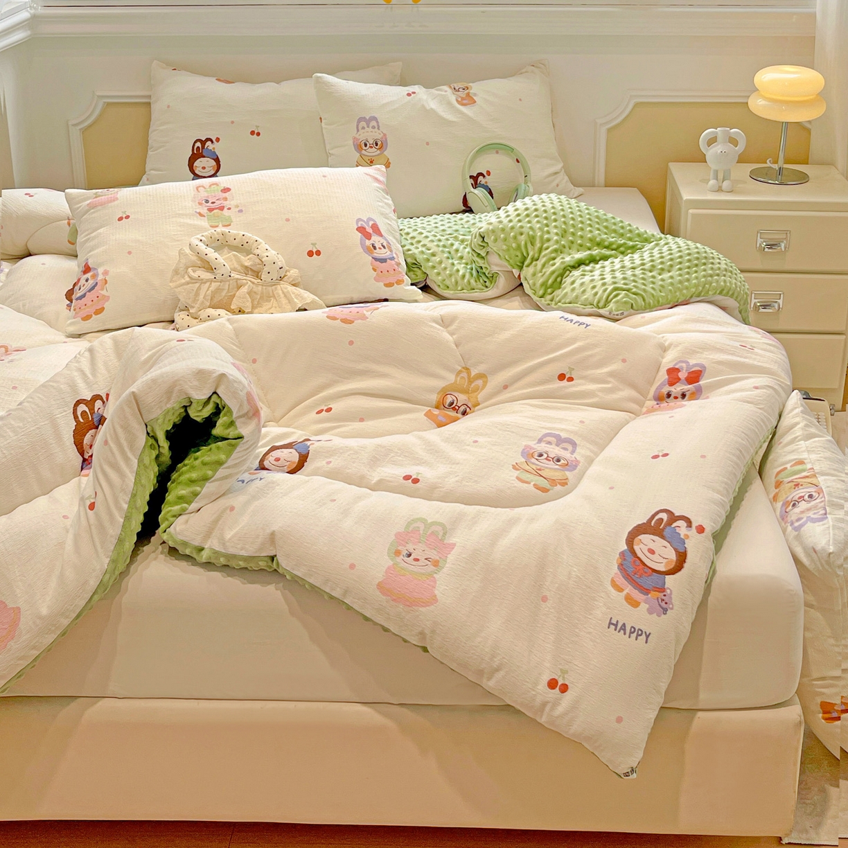 91家纺网 家纺一手货源 找家纺 艺菲阁家纺 2025新款豆豆绒被子 拉布大王