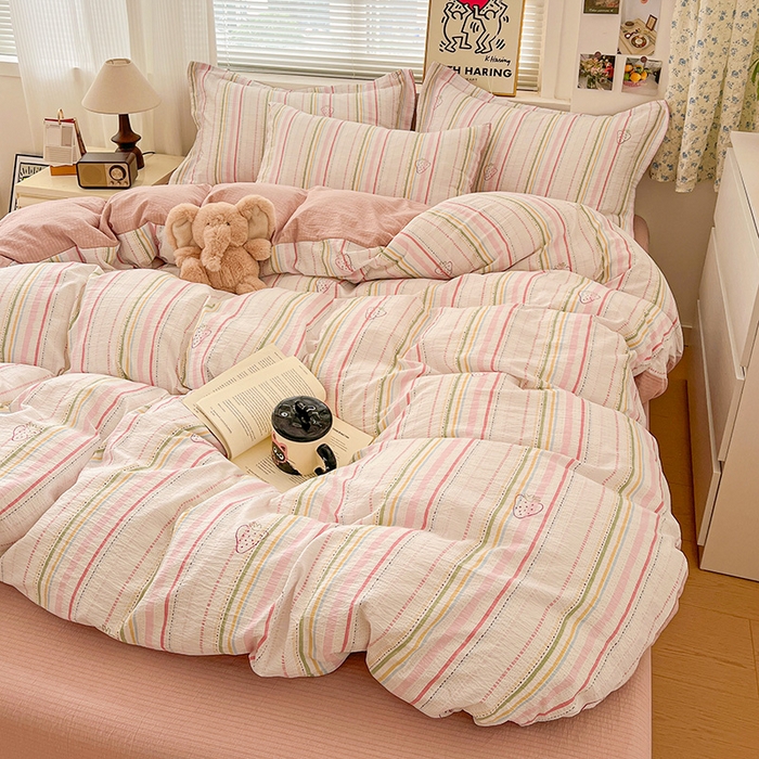 91家纺网 家纺一手货源 找家纺 梦纤绒 2025新款古法水洗棉小布袋四件套，高克重木棉云柔棉 小草莓