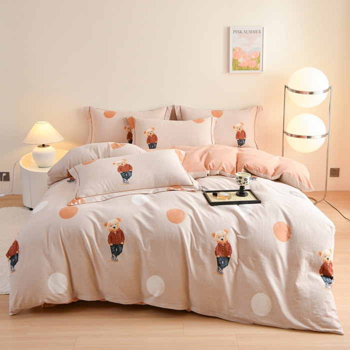 91家纺网 家纺一手货源 找家纺 铭浩家纺 2025新款全棉纯棉数码印花四件套 趣味熊-咖