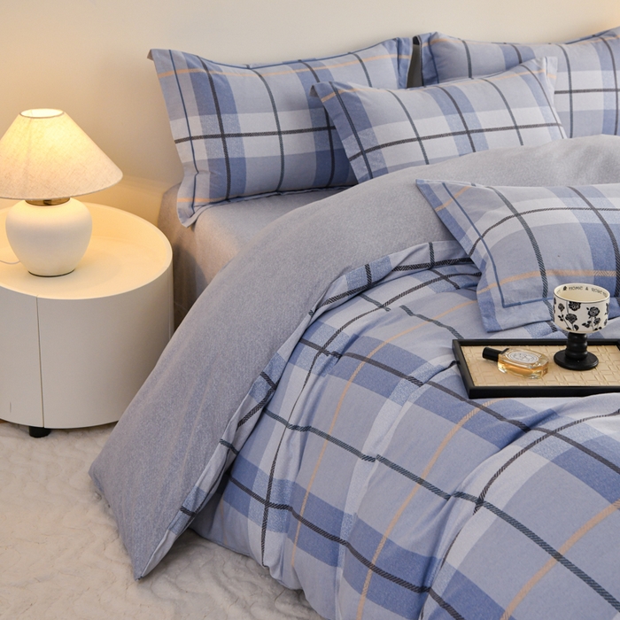 91家纺网 家纺一手货源 找家纺 铭浩家纺 2025新款全棉纯棉数码印花四件套 诺卡-蓝