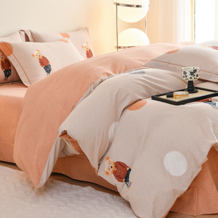 91家纺网 家纺一手货源 找家纺 铭浩家纺 2025新款全棉纯棉数码印花四件套 趣味熊-咖