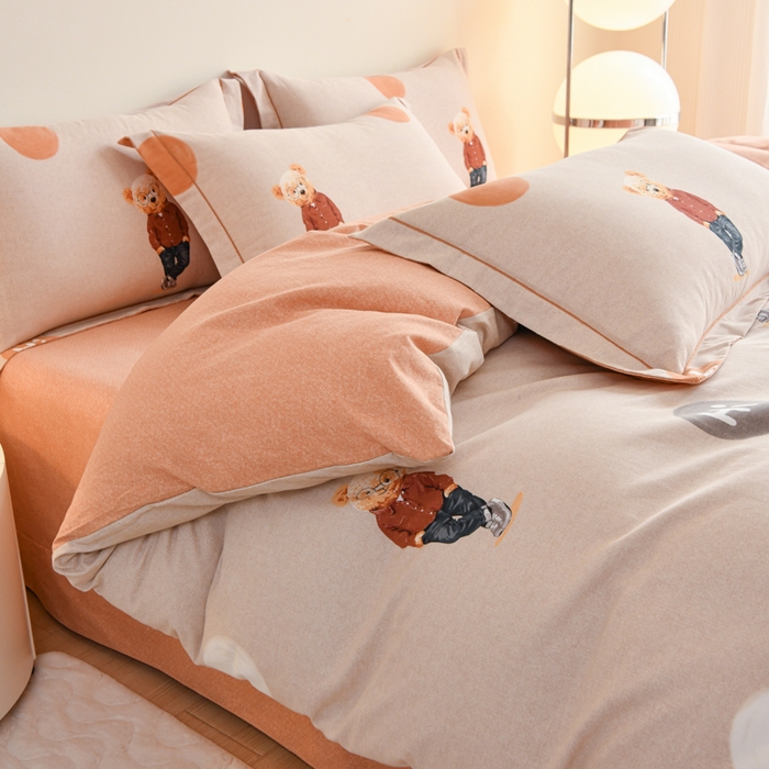 91家纺网 家纺一手货源 找家纺 铭浩家纺 2025新款全棉纯棉数码印花四件套 趣味熊-咖