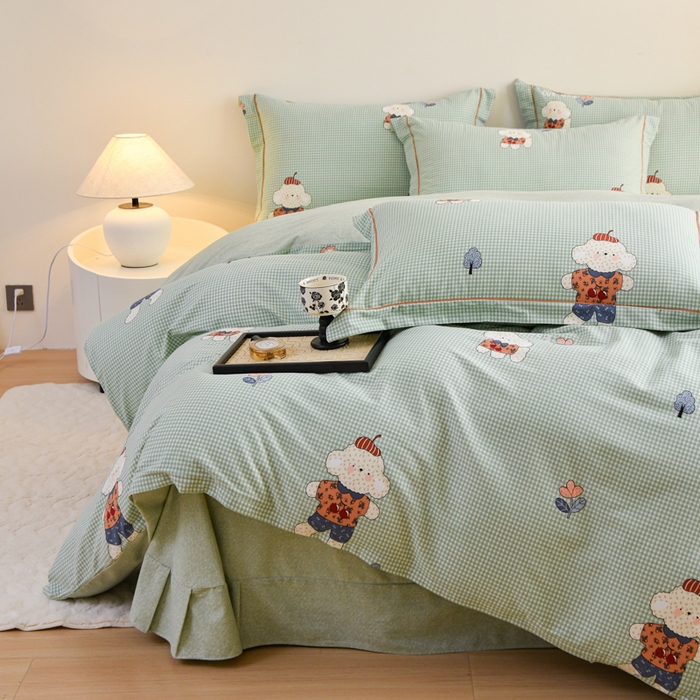 91家纺网 家纺一手货源 找家纺 铭浩家纺 2025新款全棉纯棉数码印花四件套 贴布小熊-绿