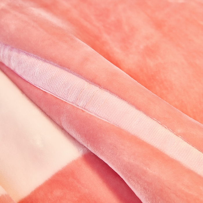 91家纺网 家纺一手货源 找家纺 新款拉舍尔毛毯4-12斤 023 躲猫猫-粉