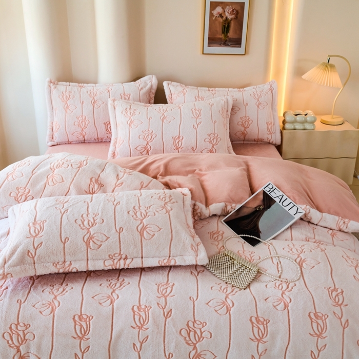 91家纺网 家纺一手货源 找家纺 尚品凤凰 2025兔毛绒四件套 优朵  浅桔