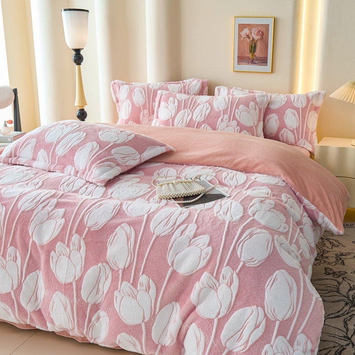 91家纺网 家纺一手货源 找家纺 尚品凤凰 2025兔毛绒四件套 珍妮  粉豆沙