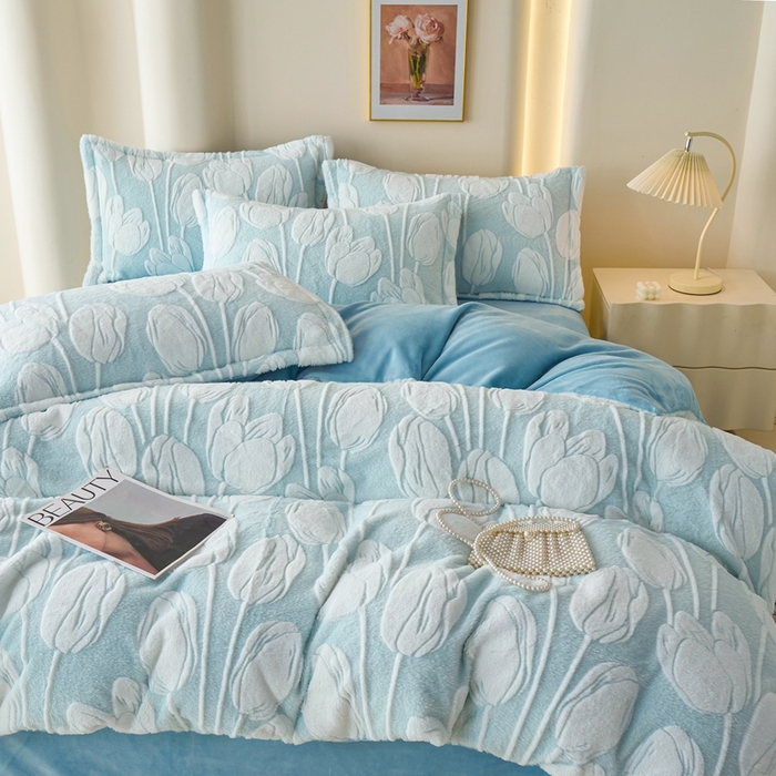 91家纺网 家纺一手货源 找家纺 尚品凤凰 2025兔毛绒四件套 珍妮  蓝