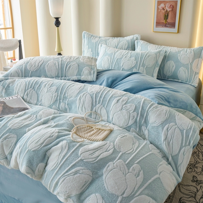 91家纺网 家纺一手货源 找家纺 尚品凤凰 2025兔毛绒四件套 珍妮  蓝