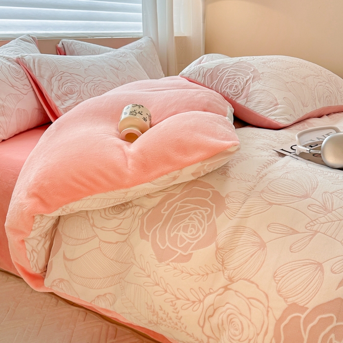 91家纺网 家纺一手货源 找家纺 （总）眠博士 2025新款立体雕花牛奶绒加厚保暖四件套