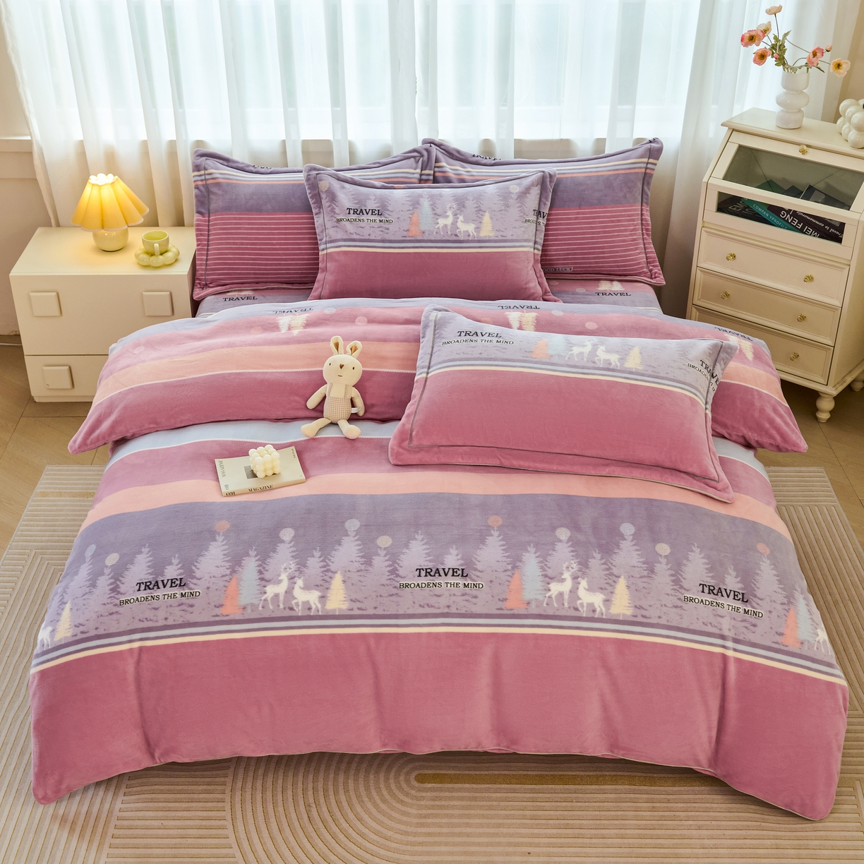 91家纺网 家纺一手货源 找家纺 （总）尚品凤凰2025新款高克重印花牛奶绒四件套-工艺款