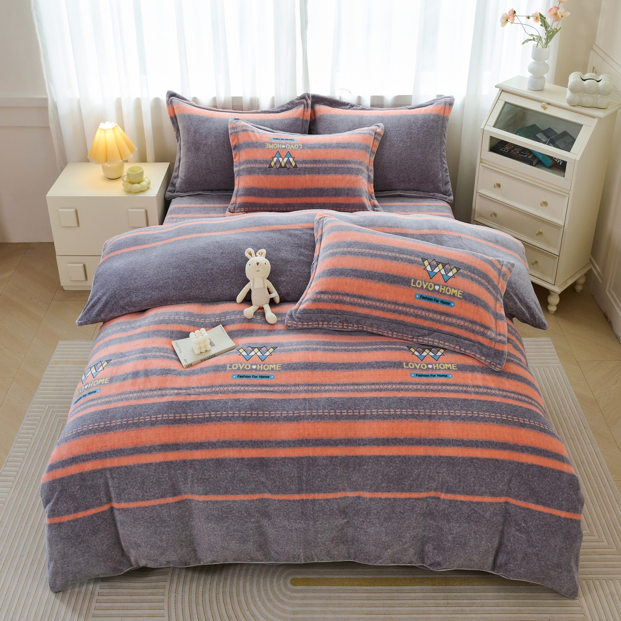 91家纺网 家纺一手货源 找家纺 （总）尚品凤凰2025新款高克重印花牛奶绒四件套-工艺款