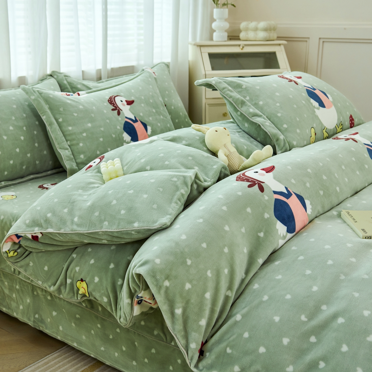 91家纺网 家纺一手货源 找家纺 （总）尚品凤凰2025新款高克重印花牛奶绒四件套-工艺款