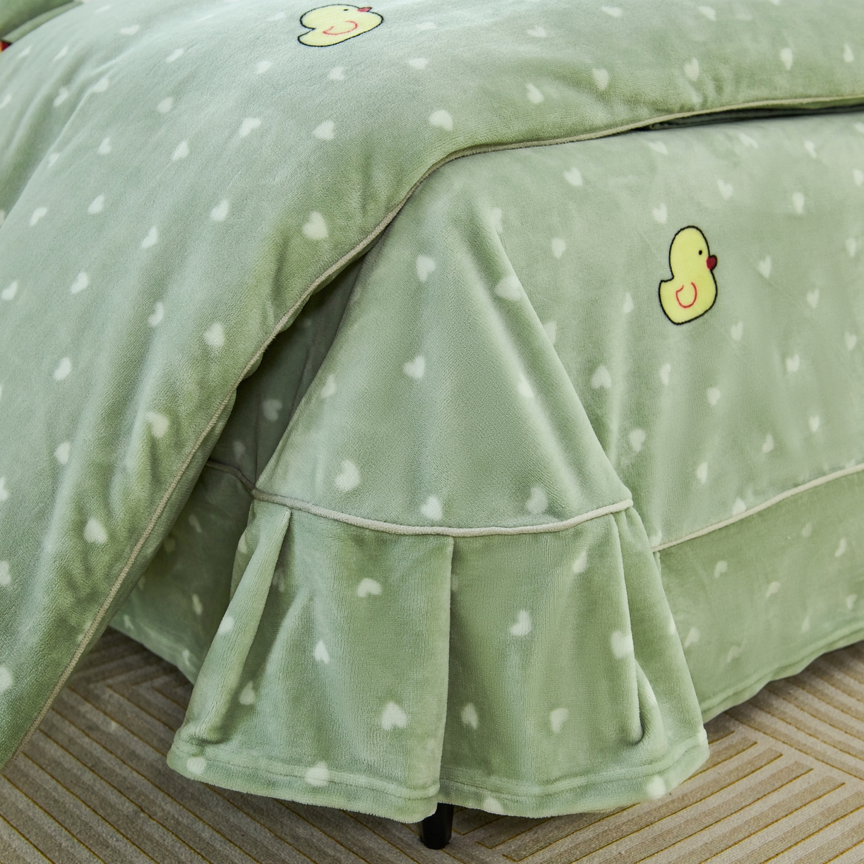 91家纺网 家纺一手货源 找家纺 （总）尚品凤凰2025新款高克重印花牛奶绒四件套-工艺款