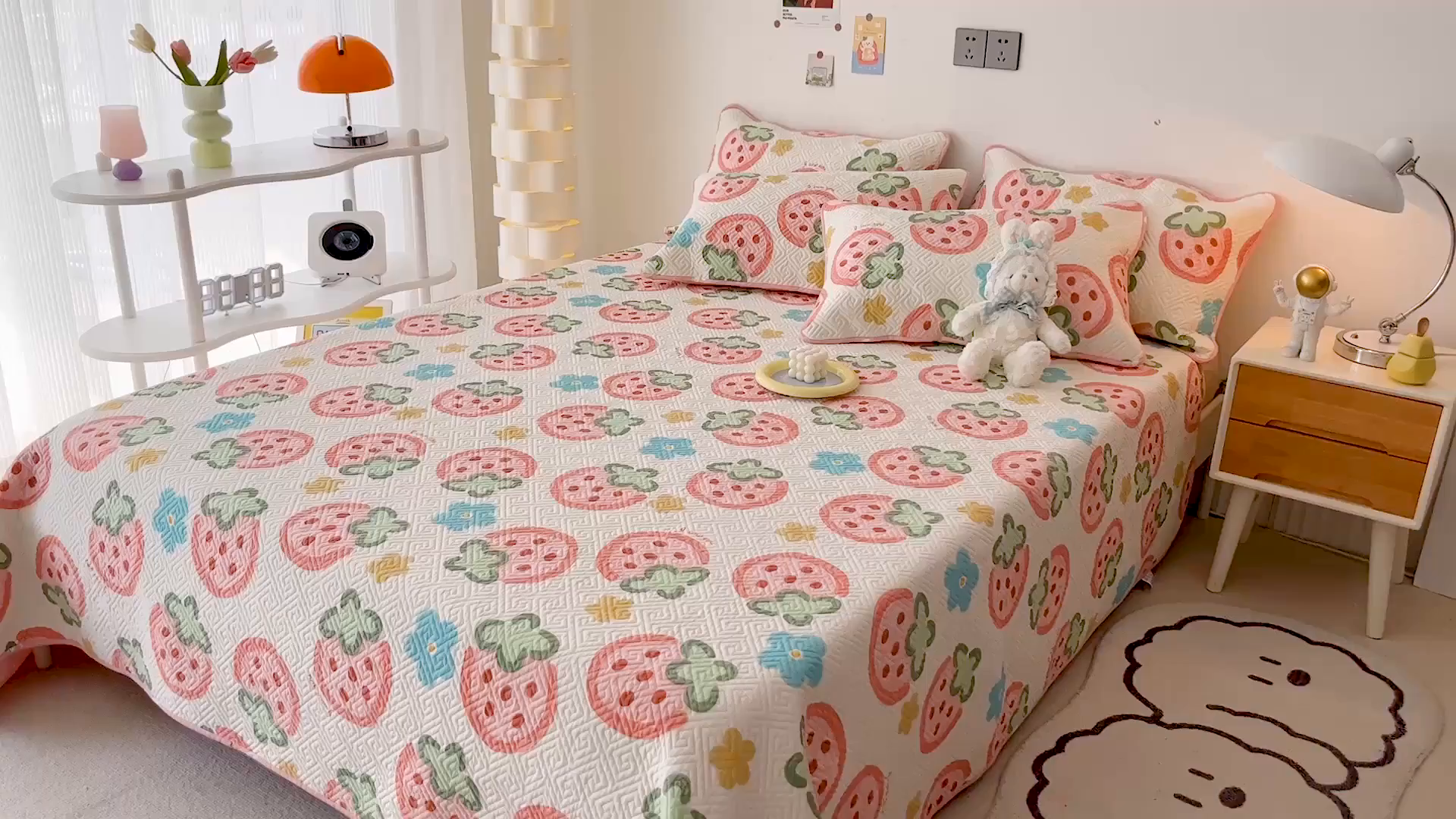 91家纺网 家纺一手货源 找家纺 羽爱家纺 2025新款A类双面印花全棉水洗床盖套件-三件套 草莓物语-