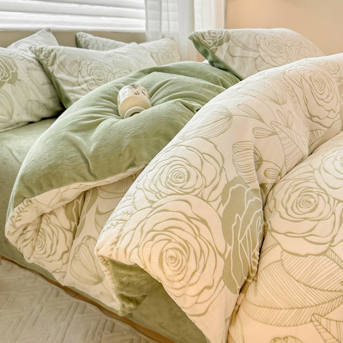 91家纺网 家纺一手货源 找家纺 眠博士 2025新款立体雕花牛奶绒加厚保暖四件套 立体雕花-朵美绿