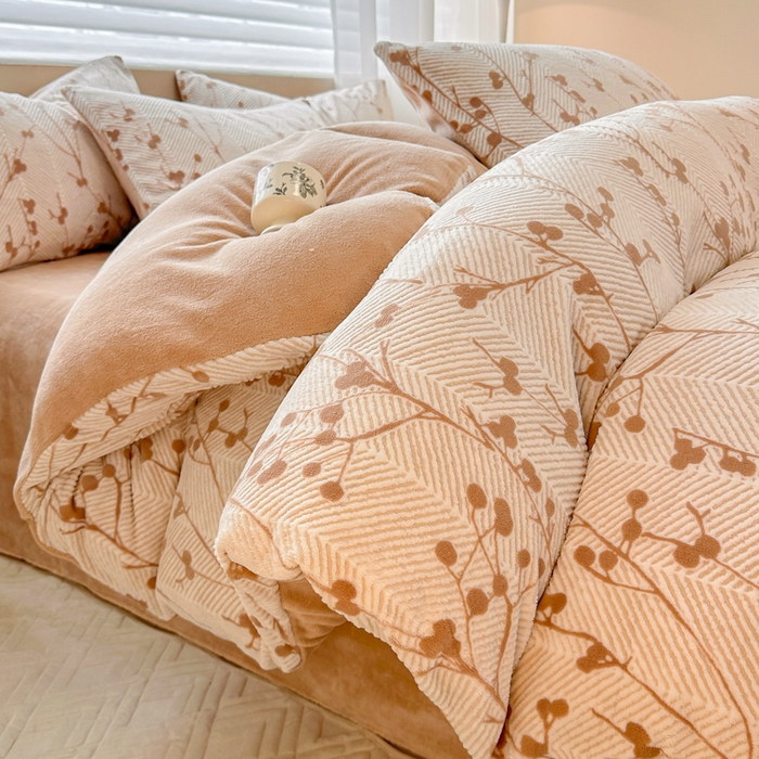 91家纺网 家纺一手货源 找家纺 眠博士 2025新款立体雕花牛奶绒加厚保暖四件套 立体雕花-米洛咖