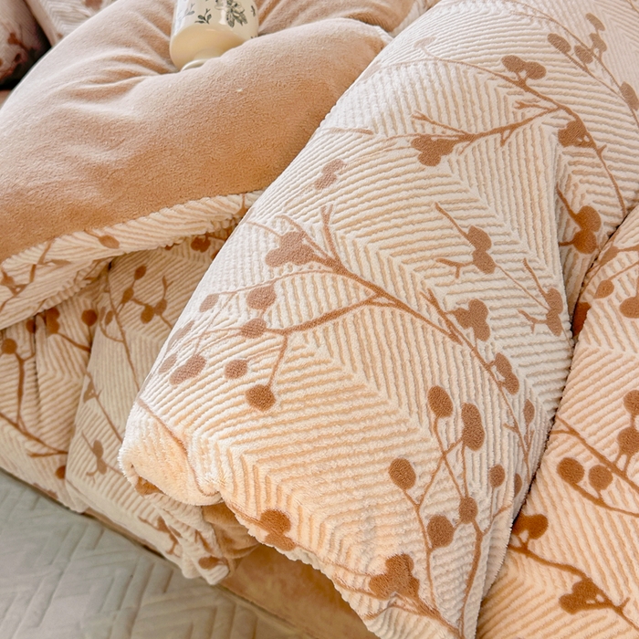 91家纺网 家纺一手货源 找家纺 眠博士 2025新款立体雕花牛奶绒加厚保暖四件套 立体雕花-米洛咖