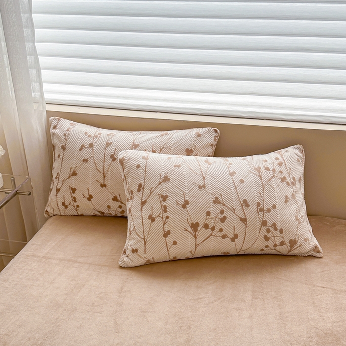 91家纺网 家纺一手货源 找家纺 眠博士 2025新款立体雕花牛奶绒加厚保暖四件套 立体雕花-米洛咖