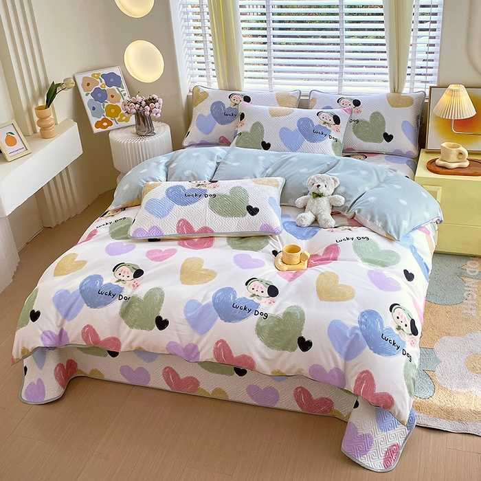 91家纺网 家纺一手货源 找家纺 羽爱家纺 2025新款A类双面印花全棉水洗床盖套件-三件套 狗狗奇想-